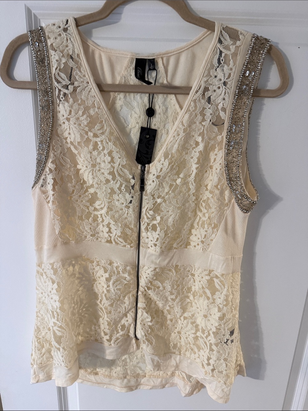 Buckle Cream Lace V-Neck Tank with Beaded Shoulders